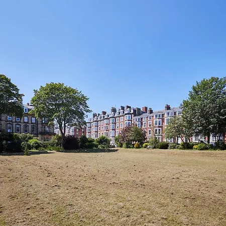 Appartement Host & - Brooklands Timeless *