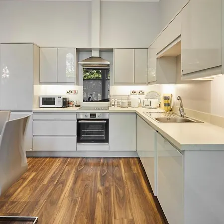 Host & - Brooklands Timeless