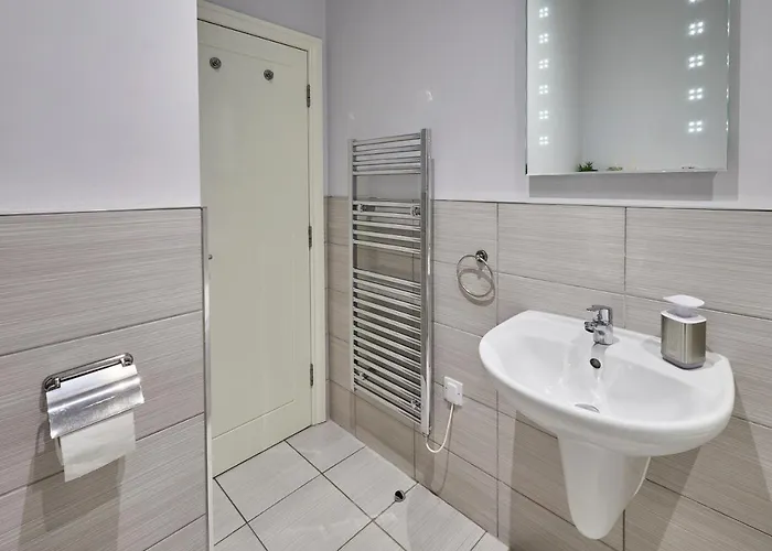 Apartman Host & - Brooklands Timeless