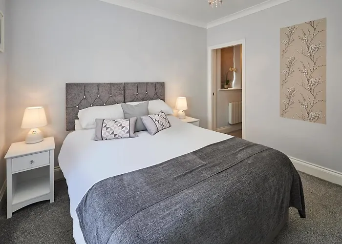 Apartman Host & - Brooklands Timeless