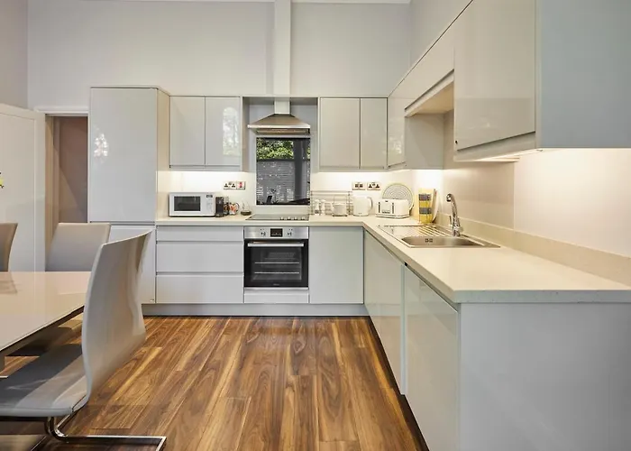 Host & - Brooklands Timeless